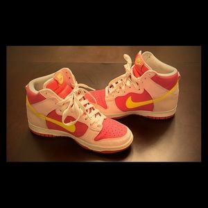 Nike Dunk High sneakers